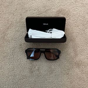 vehla Sunglasses Brown/Black NEW